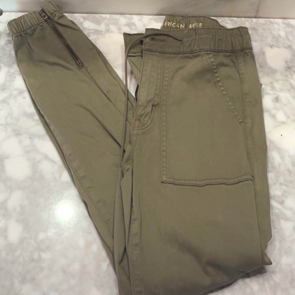 American Eagle Super Stretch Olive Green Joggers - Picture 2 of 2